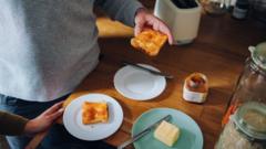 Healey vows cheaper marmalade and gherkins in pre-Budget package of 'everyday fixes' — BBC Business, Frankfurt Business news