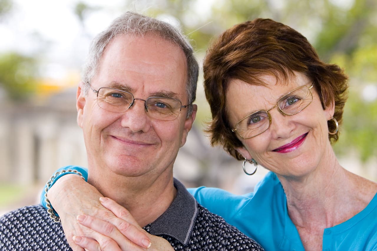 My wife says we can’t afford to retire. I vetoed her $8,000 trip to Italy. We’re in our 60s and have $4 million. Do I keep working? — MarketWatch, Frankfurt Health news