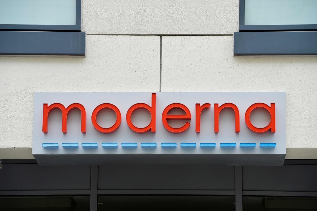Moderna’s stock tumbles after reported leak of data for cancer vaccine — MarketWatch, Frankfurt Health news