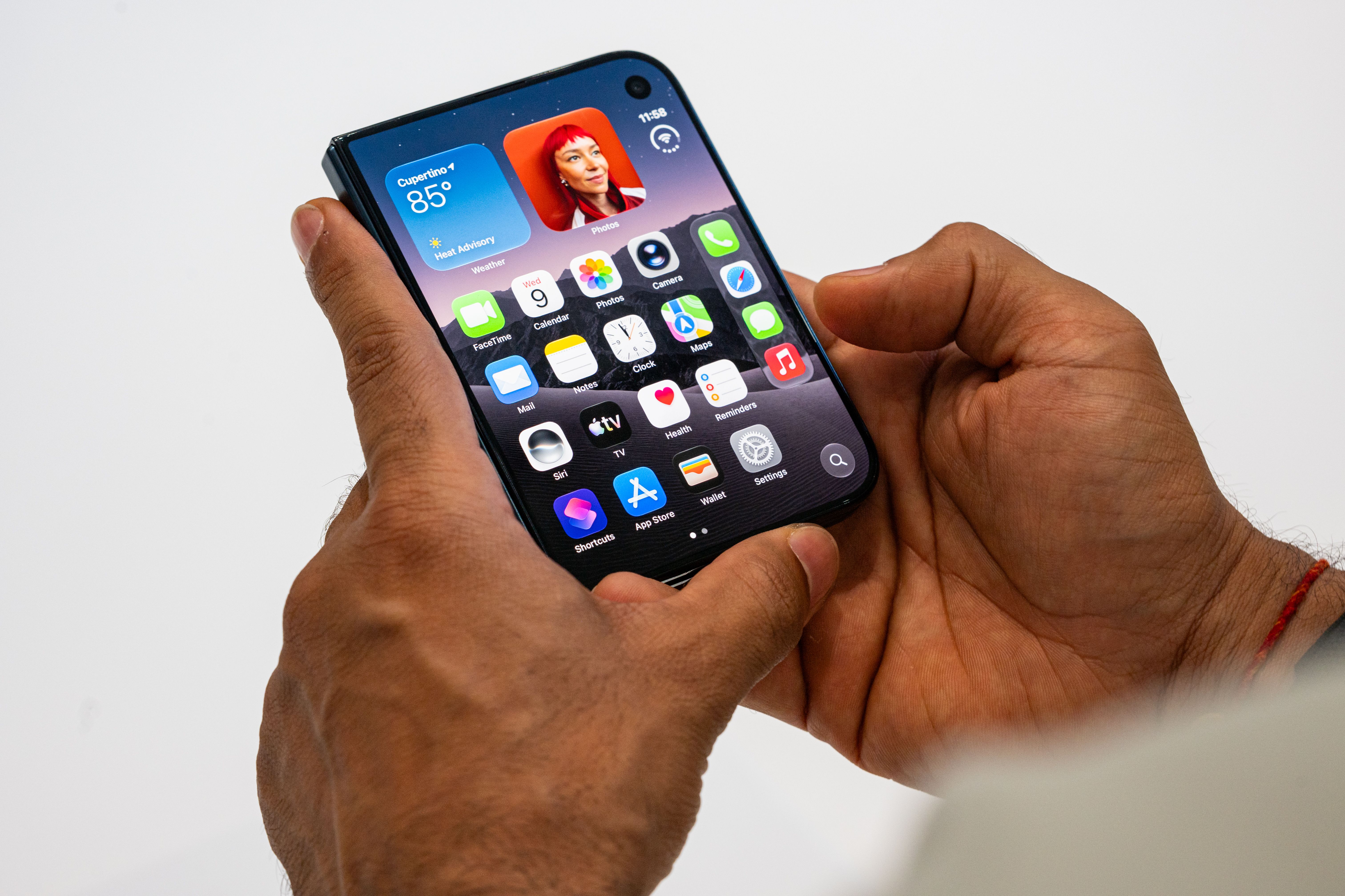 8 Things to Know About the iPhone Duo — Wired, Frankfurt Sports news