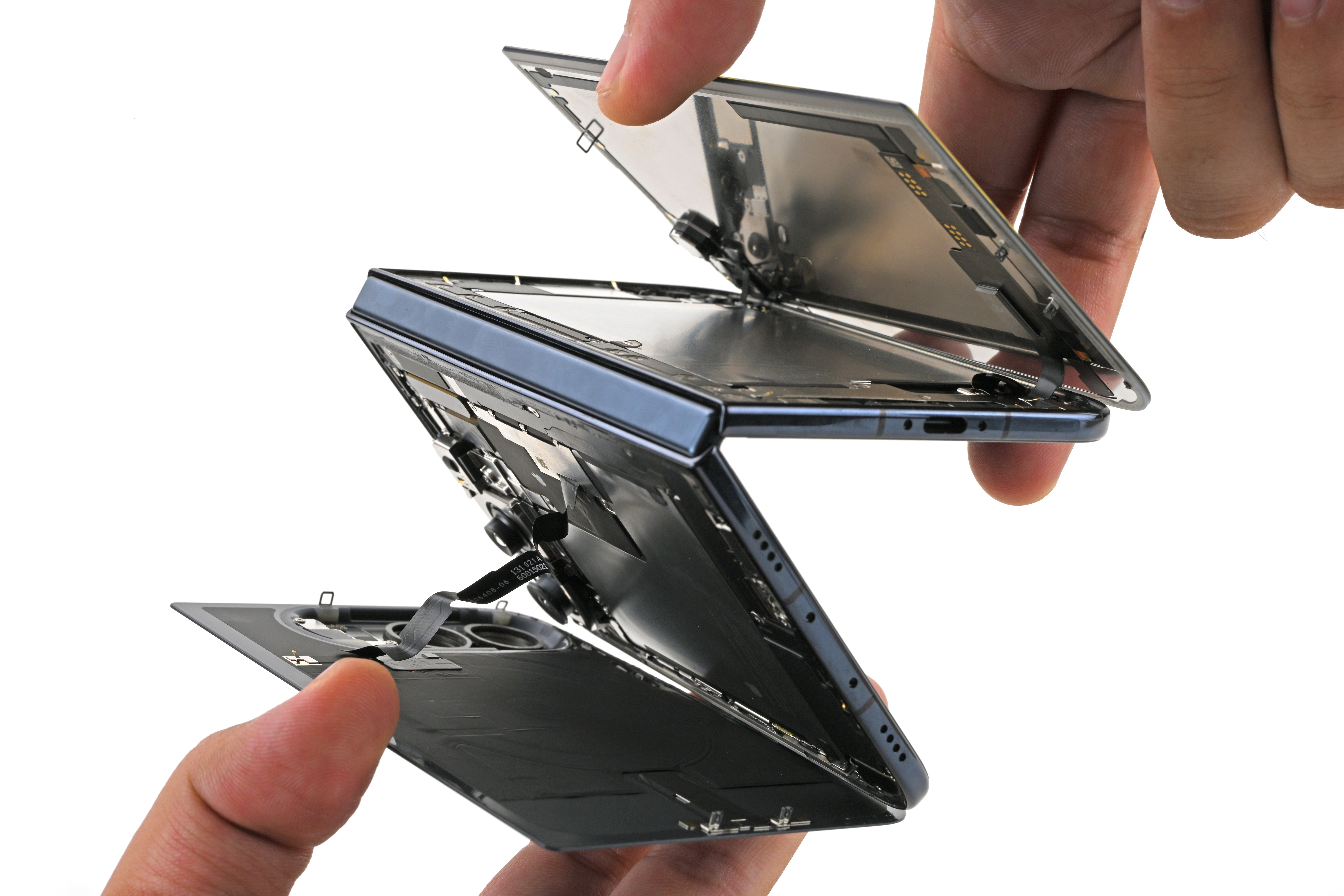 Some iPhone Duo Models Are Breaking. iFixit’s Teardown Might Explain Why — Wired, Frankfurt Business news